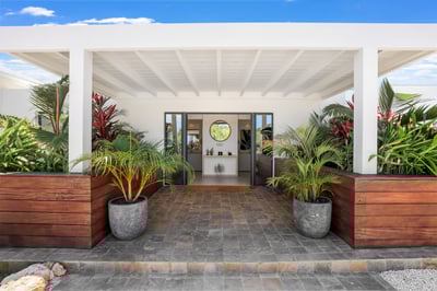 Luxury Villa Photo #64