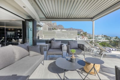 Luxury Villa Photo #10