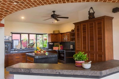 Luxury Villa Photo #9