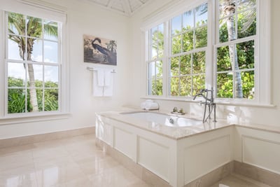 Luxury Villa Photo #16