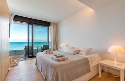 Luxury Villa Photo #23