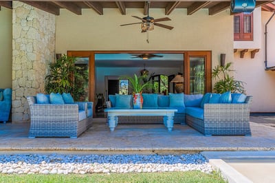 Luxury Villa Photo #8