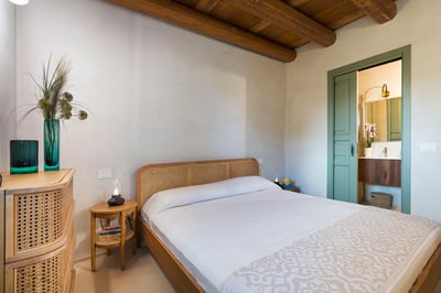 Luxury Villa Photo #35