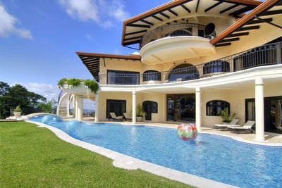 Luxury Villa Photo #4