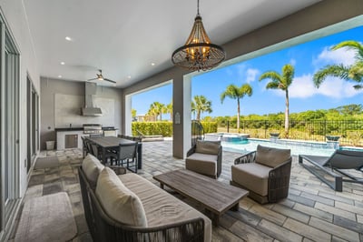 Luxury Villa Photo #7