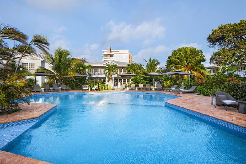 Oceanfront 3 BDM Villa with Plunge Pool