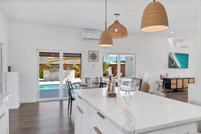 Luxury Villa Photo #13