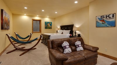 King suite on lower level with 2 hammocks
