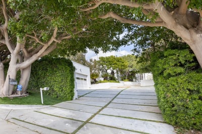 Luxury Villa Photo #49