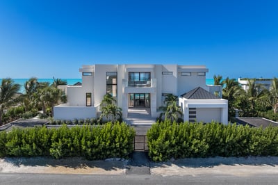 Luxury Villa Photo #2