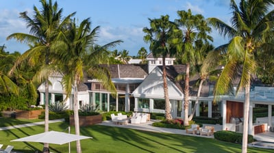 Luxury Villa Photo #11