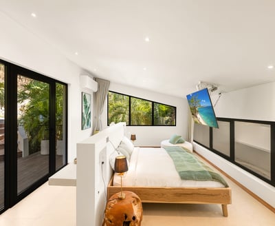 Luxury Villa Photo #46