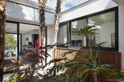 Luxury Villa Photo #24