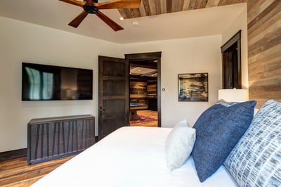 Luxury Villa Photo #24