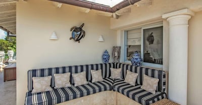 Luxury Villa Photo #5