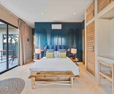 Luxury Villa Photo #27