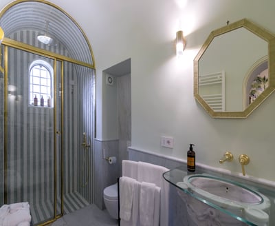 Luxury Villa Photo #26