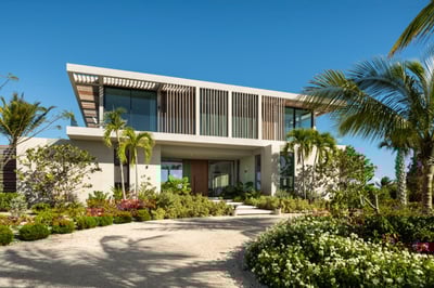 Luxury Villa Photo #9