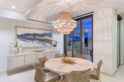 Luxury Villa Photo #11