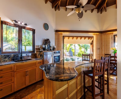 Luxury Villa Photo #32