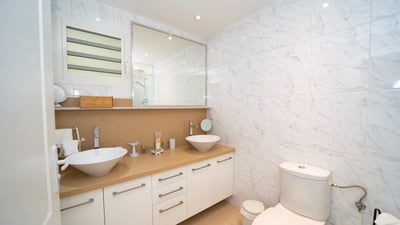 Luxury Villa Photo #16