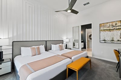 Luxury Villa Photo #15