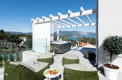 Luxury Villa Photo #24