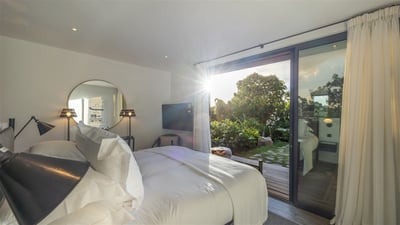 Luxury Villa Photo #77