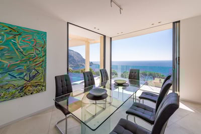 Luxury Villa Photo #14