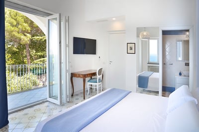 Luxury Villa Photo #20