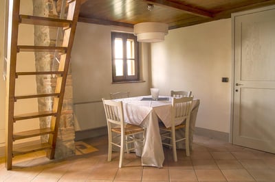 Luxury Villa Photo #12