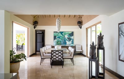 Luxury Villa Photo #5