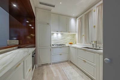 Luxury Villa Photo #11