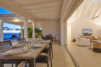 Luxury Villa Photo #29