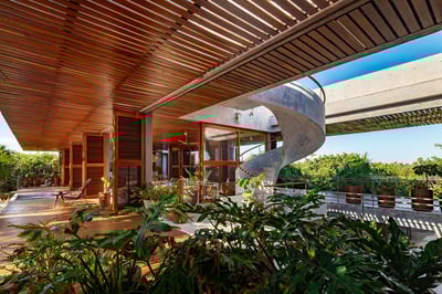 Luxury Villa Photo #4