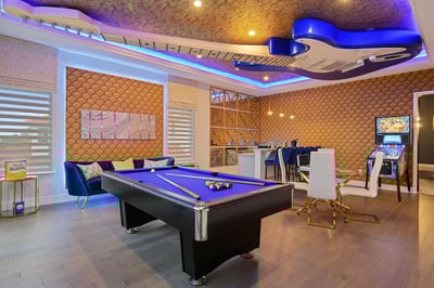 Luxury Villa Photo #23