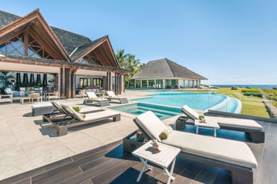 Luxury Villa Photo #8