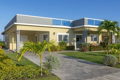 Luxury Villa Photo #4