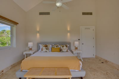Luxury Villa Photo #28