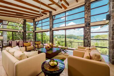 Luxury Villa Photo #10
