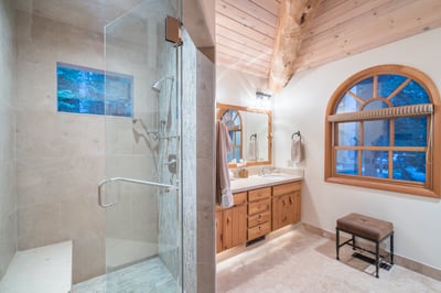 Luxury Villa Photo #23