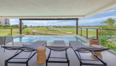 Luxury Villa Photo #7