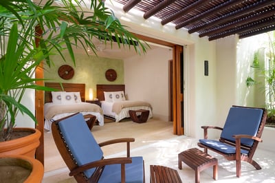 Luxury Villa Photo #28