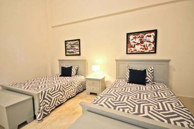 Luxury Villa Photo #29