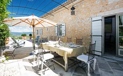 Luxury Villa Photo #9
