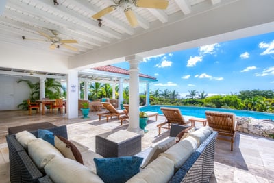 Luxury Villa Photo #7