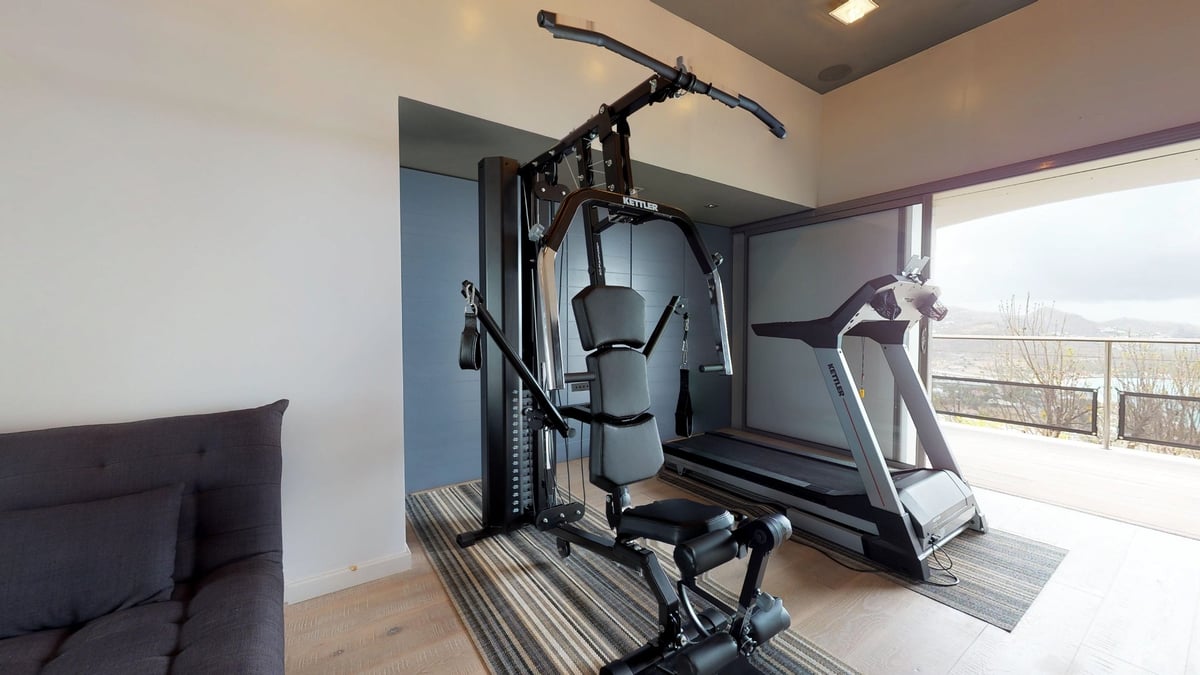 Fitness Room: Located on the lower level. Air-conditioned room with treadmill, weight bench and vari - Image 65