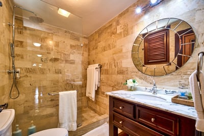 Luxury Villa Photo #60