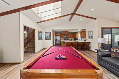 Luxury Villa Photo #3