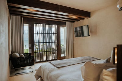 Luxury Villa Photo #36